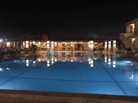 submissivenudist nude