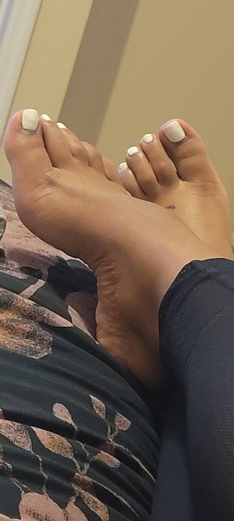 carameltoesies29 nude