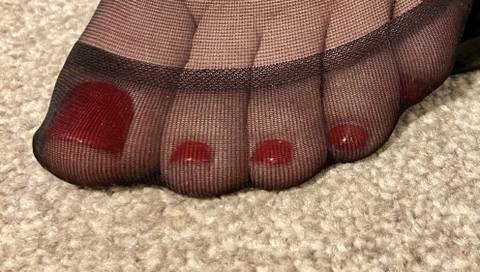 pampered_toes nude