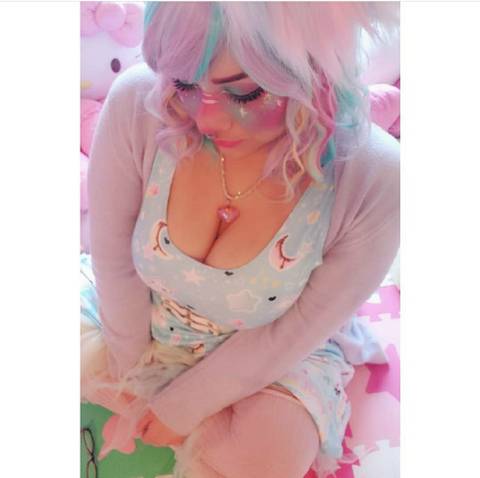 @nerdycurvymisskitten