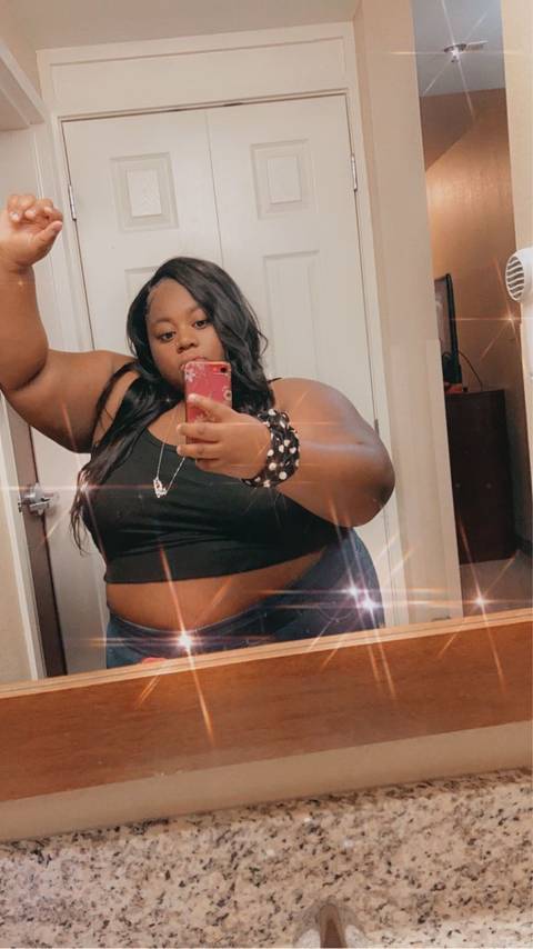 tha.doll.bre227 nude