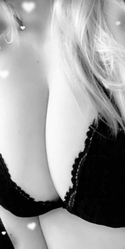 Sunny Rae - sunnyraecurves OnlyFans