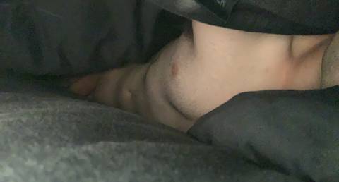 curiouskiwiboi1995 nude