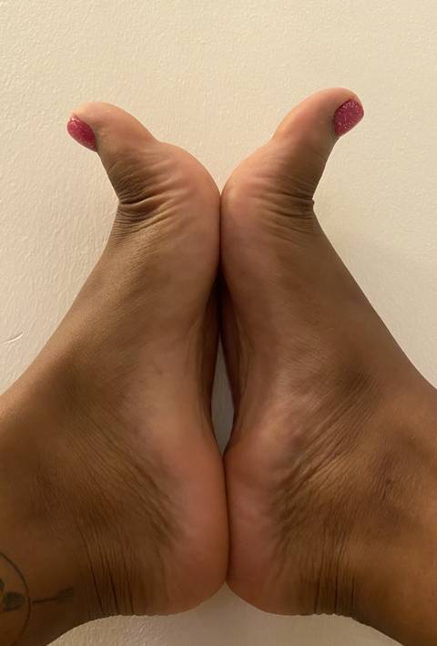 @melissa.sexyfeet