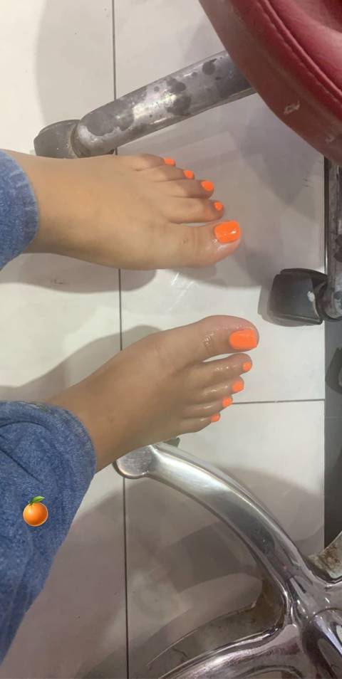 prettyposhfeet nude