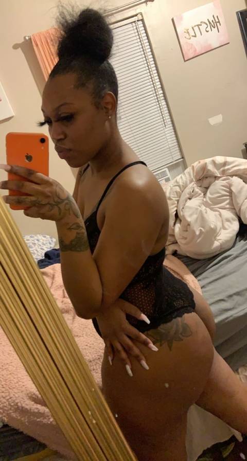 @sexycaramel32