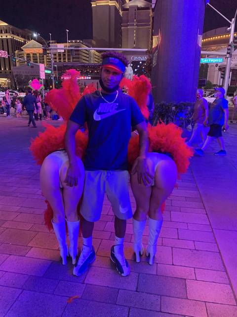 champagne_papigb nude