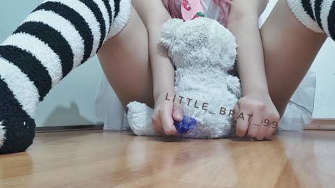 little_brat_99 nude