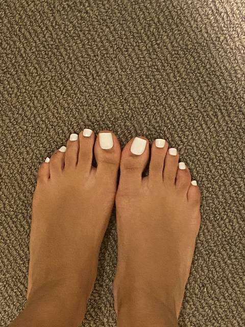 prettyyyfeet18