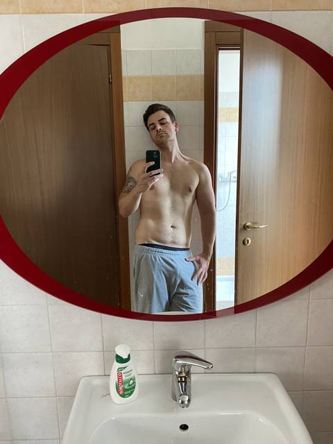 tomner90 nude