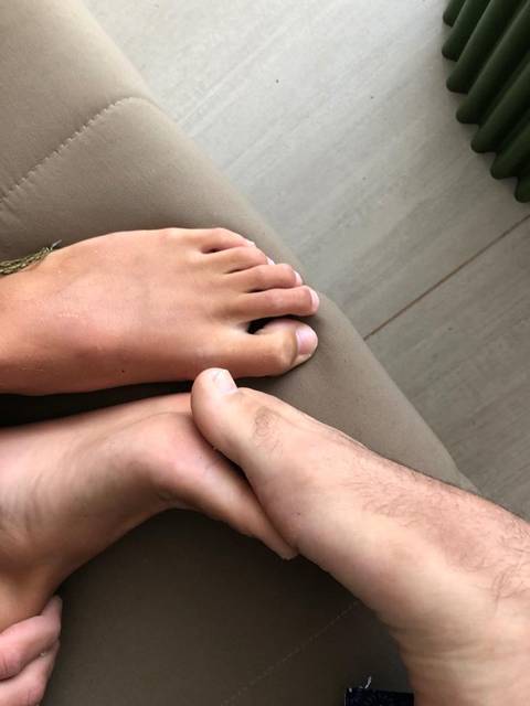 @flatfeetdreams