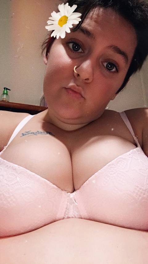 bbwmegggg nude