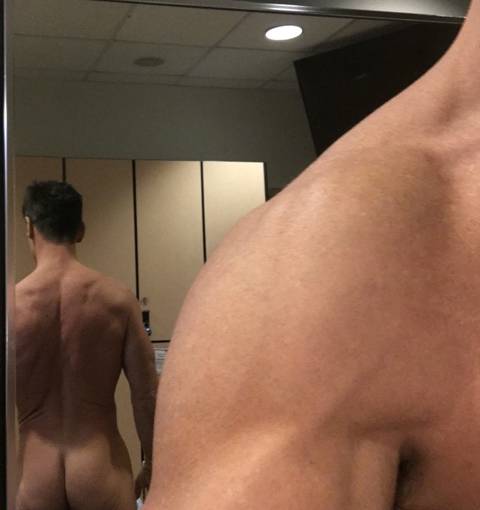 heavenlybigcockstud nude