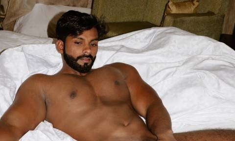 vivaan nude