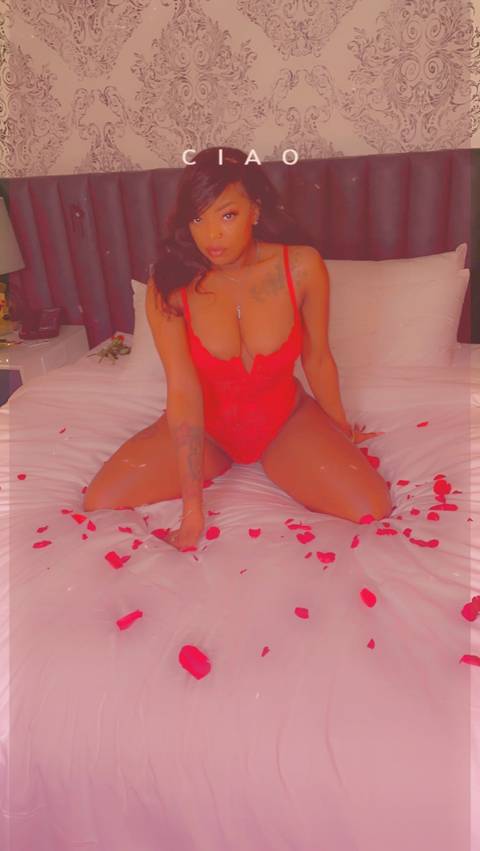 mona_lia nude