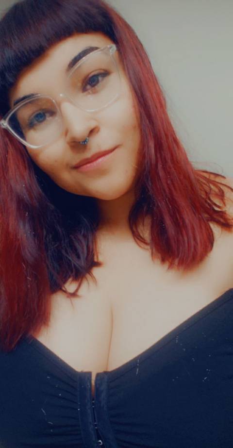 bustykitty0214