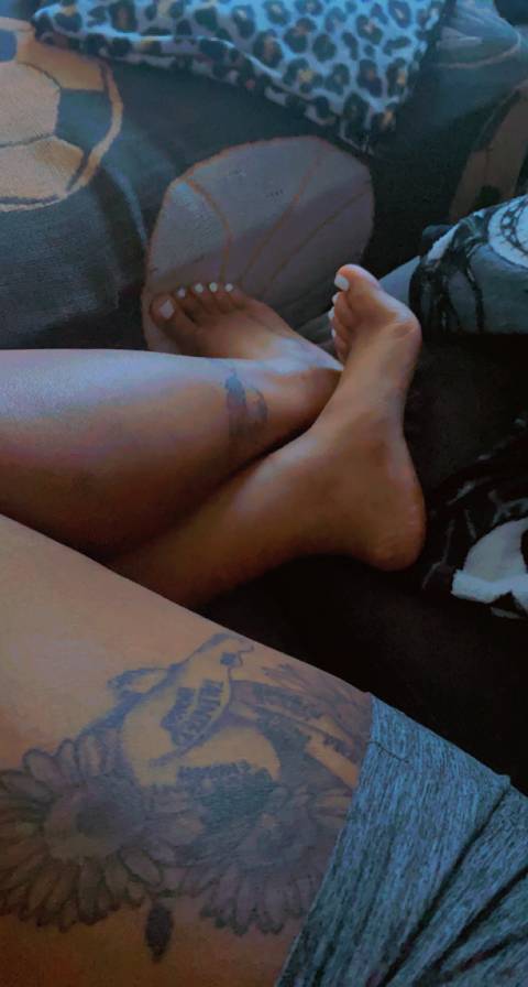 @prettyfeetmamixx