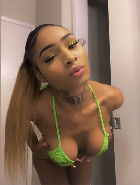 @ariellegotbandz