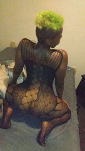 amazonqueen69 nude