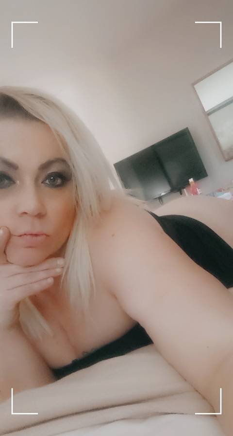 naughtysmilez69 nude