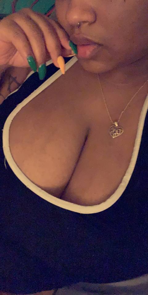 @honeytrapbae