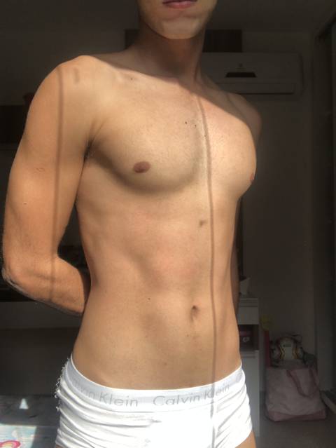 c4mboy nude