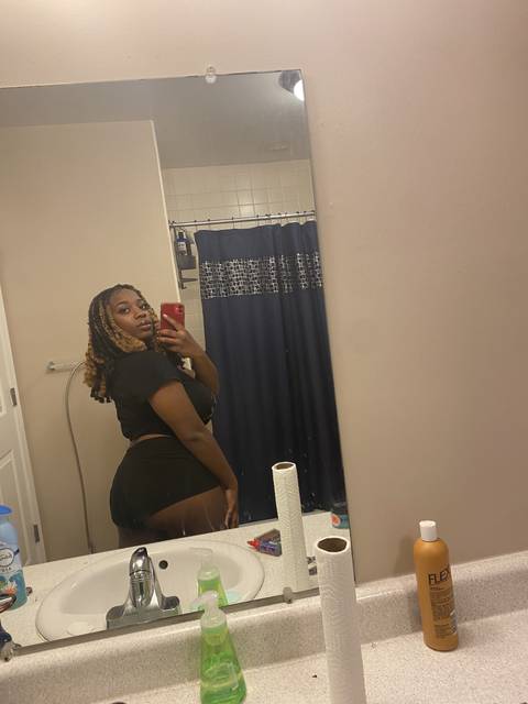 @sweet.ebonyy