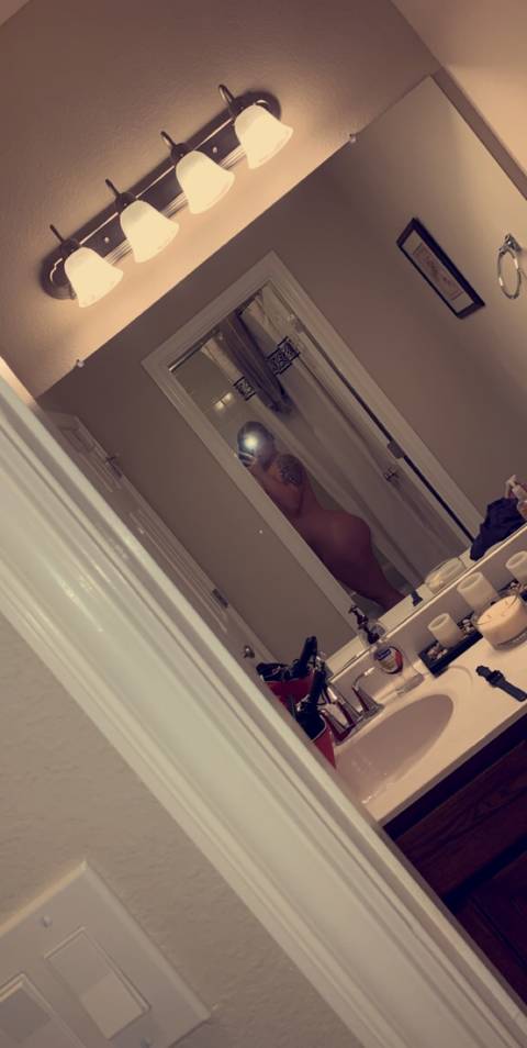 bighoneybuns nude