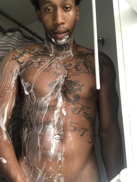 leoking90 nude