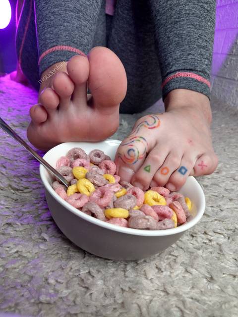 @moudenfeet