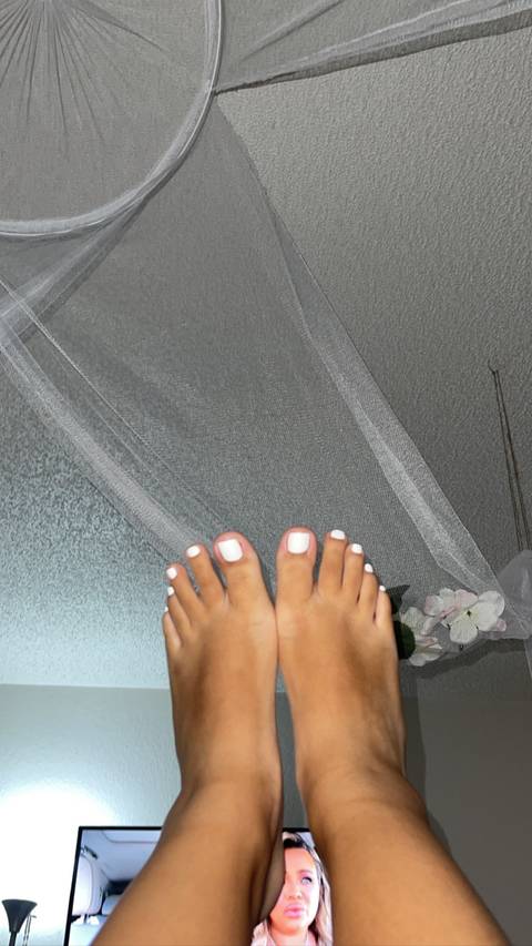 @onlycutefeets