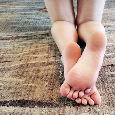 feetbyjess