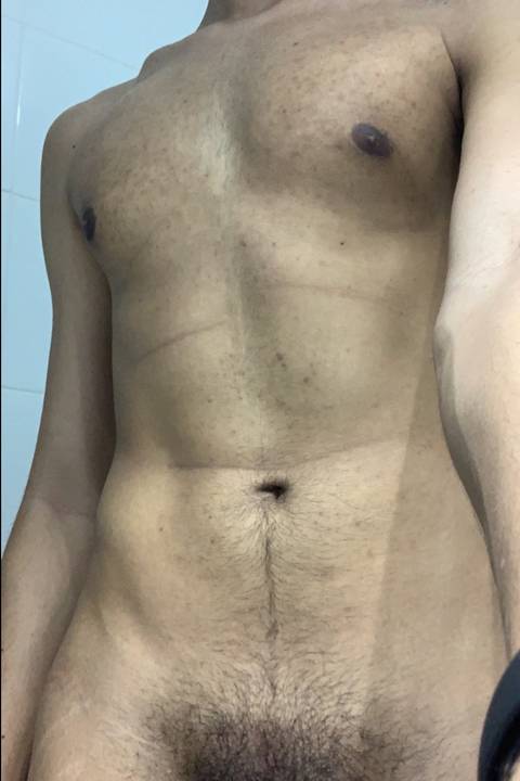 gus1.8 nude