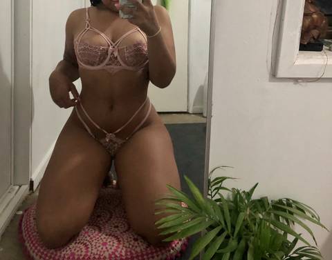 @itsvalentinaaaaa