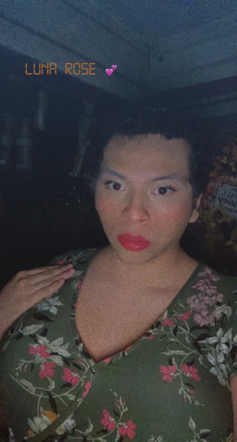 LunaRose profile picture