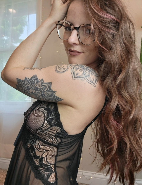 Lily Raine profile picture