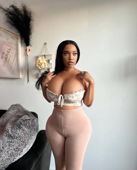 @mswandaxo nude mswandaxo nude