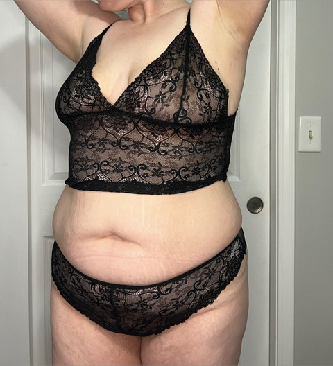 Elle profile picture