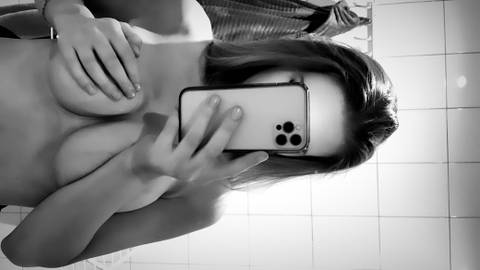 @bigtittiesbeibi nude bigtittiesbeibi nude