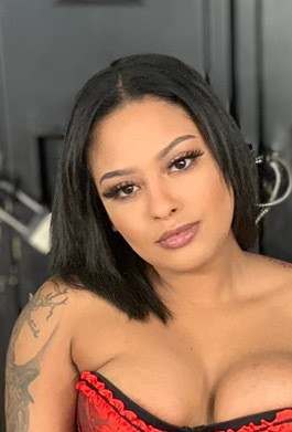 Nanii Garcia profile picture