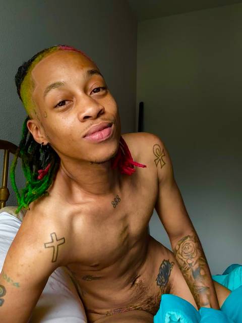 @kingxxxtaylor @kingxxxtaylor