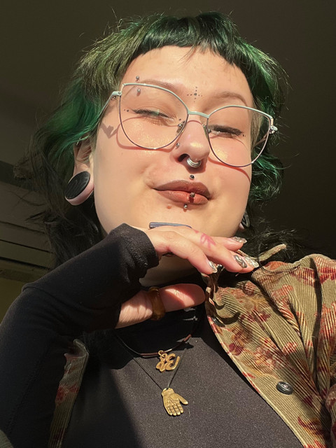ameliamoonπ profile picture