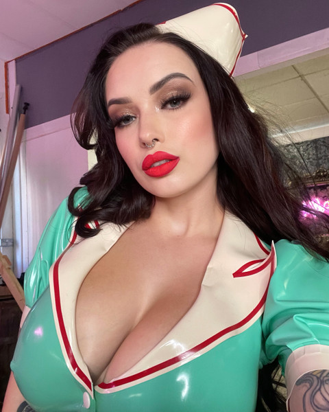 Miss Ruby Alexia- Your Dominant GF 😈 profile picture