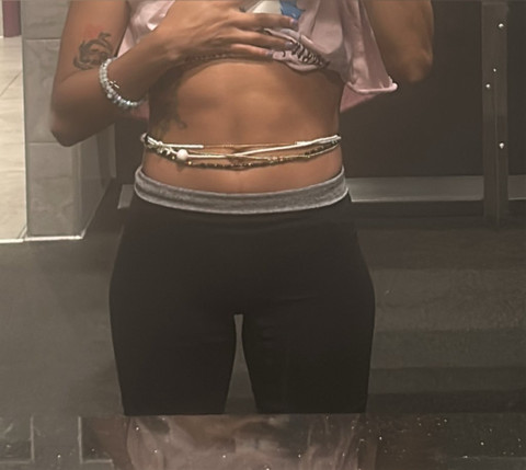 pretty&petite 🤭 profile picture