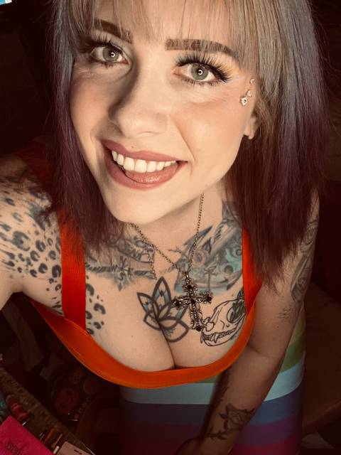 @inkedandcurvygirl @inkedandcurvygirl