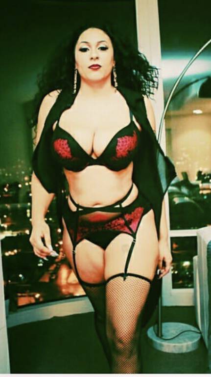 @foxynique27 nude foxynique27 nude