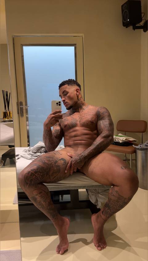 @official-mylez nude official-mylez nude