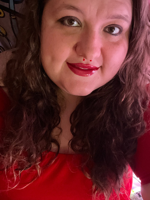 LittleBrokenWolf profile picture