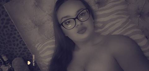 @selinatransof nude selinatransof nude