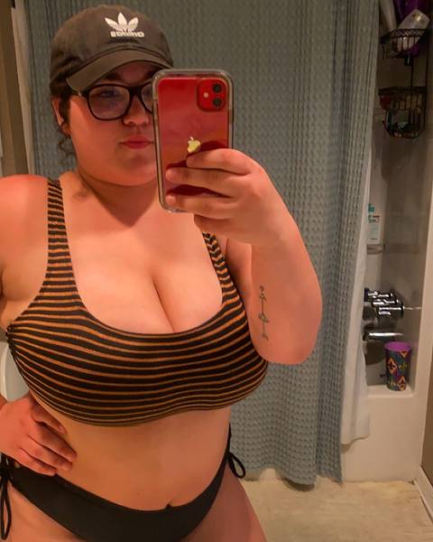 @bigsexylaur nude bigsexylaur nude